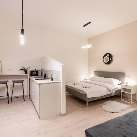 Kl31 - Urban Escape - Prime Location - Klauzal Square By Bqa Lejlighed Budapest Eksteriør billede