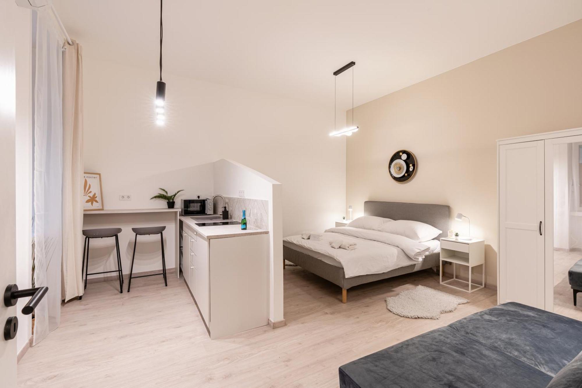 Kl31 - Urban Escape - Prime Location - Klauzal Square By Bqa Lejlighed Budapest Eksteriør billede